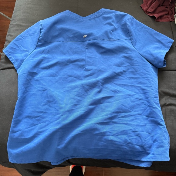 Fabletics Scrub Top - Picture 2 of 3